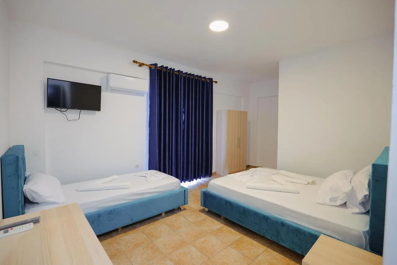 Mema Rooms Himarë 3*,