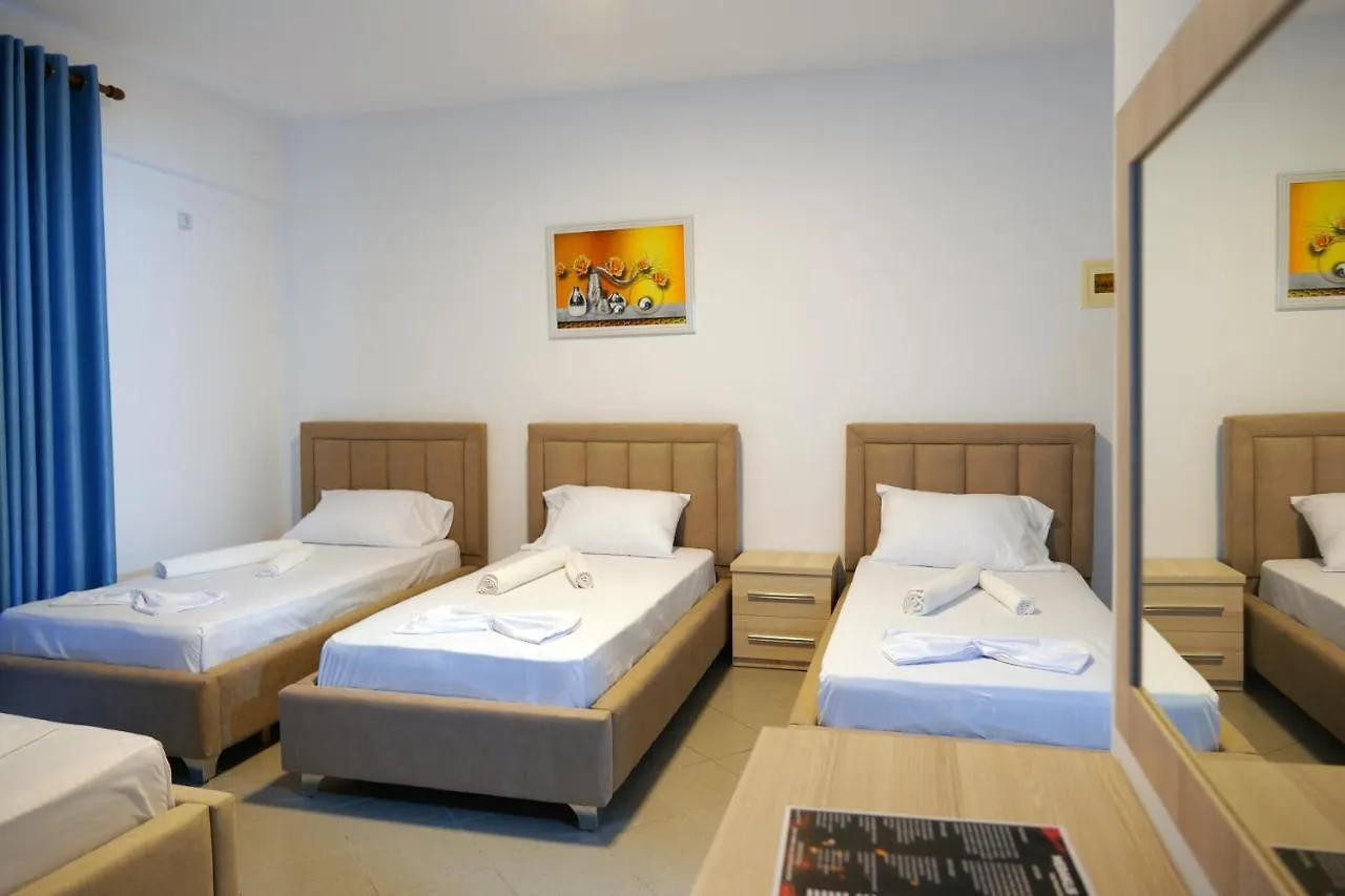 Mema Rooms Himarë 3*,