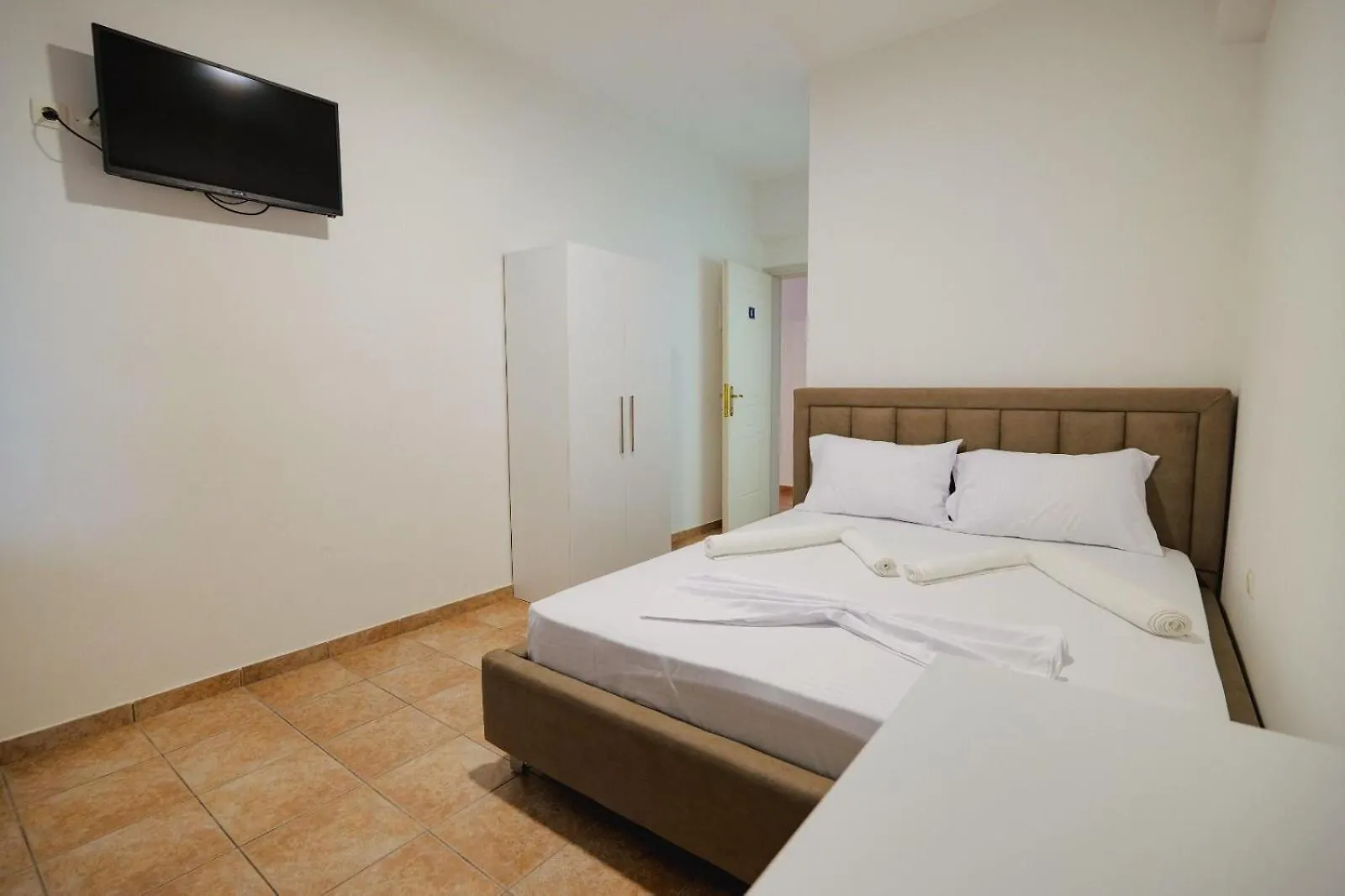 Mema Rooms Himara Albánia